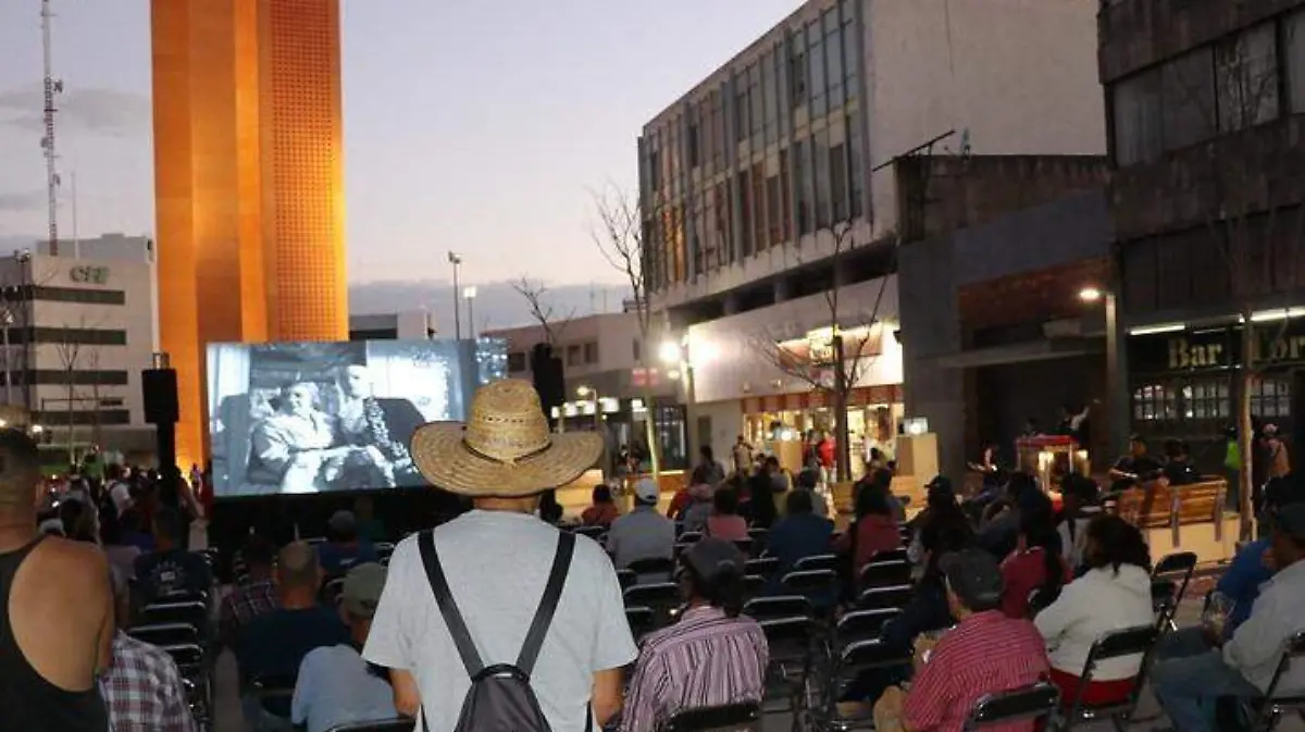 Cine al aire libre